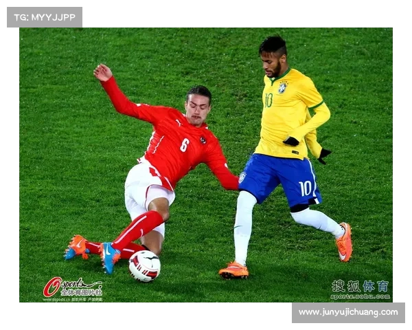 大卫路易斯踢球位置的五大核心要素解析与战术价值探讨